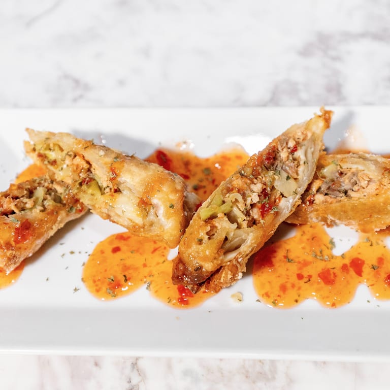 Delicious Wings: A Crowd Favorite